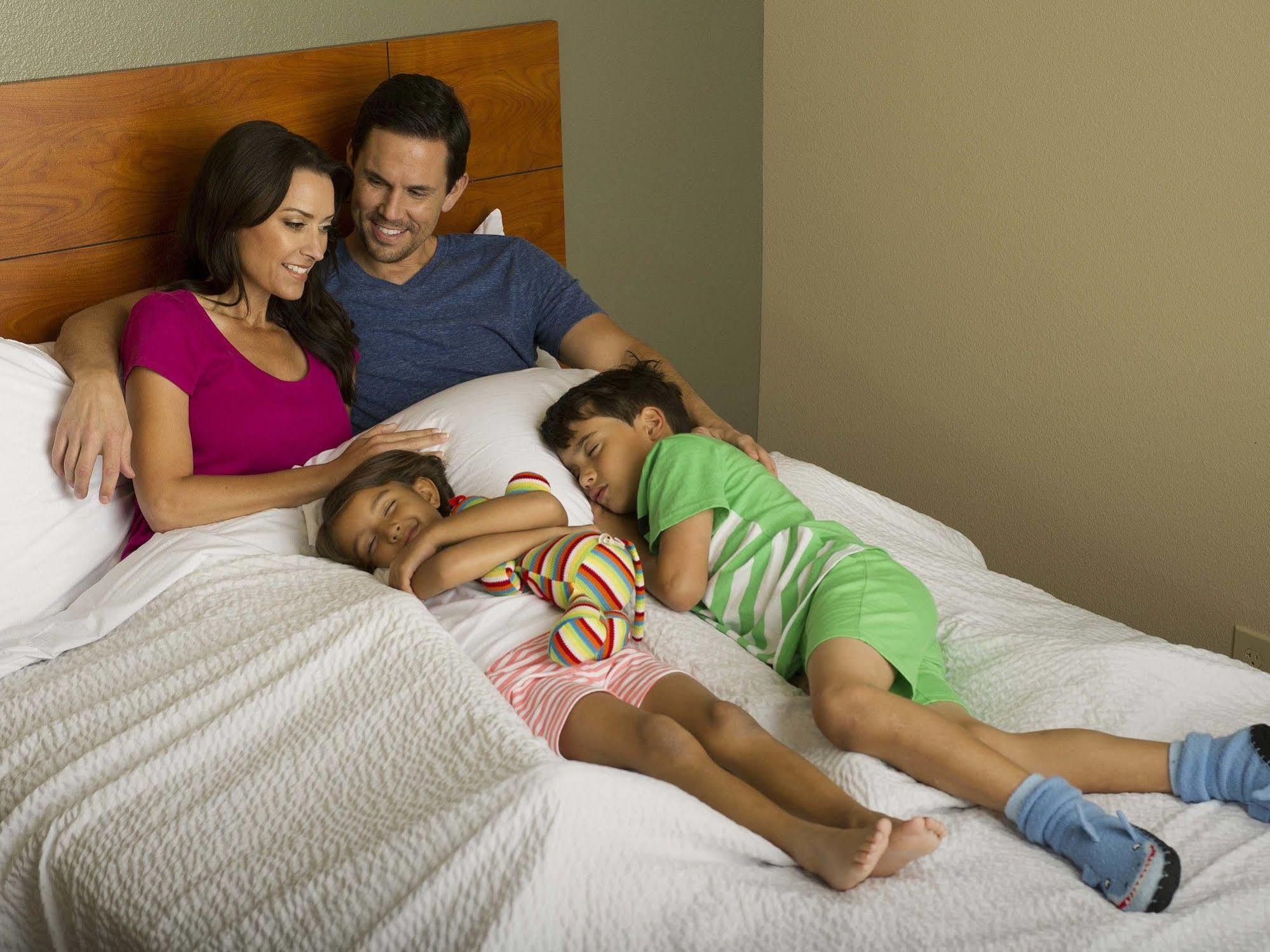 Extended Stay America Select Suites - Orlando - Airport المظهر الخارجي الصورة